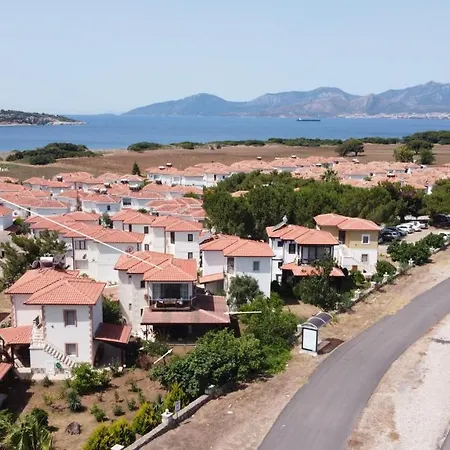 Tatil Evi Vılla Ernıs - Raykent Tatıl Sıtesı - Kıralik *